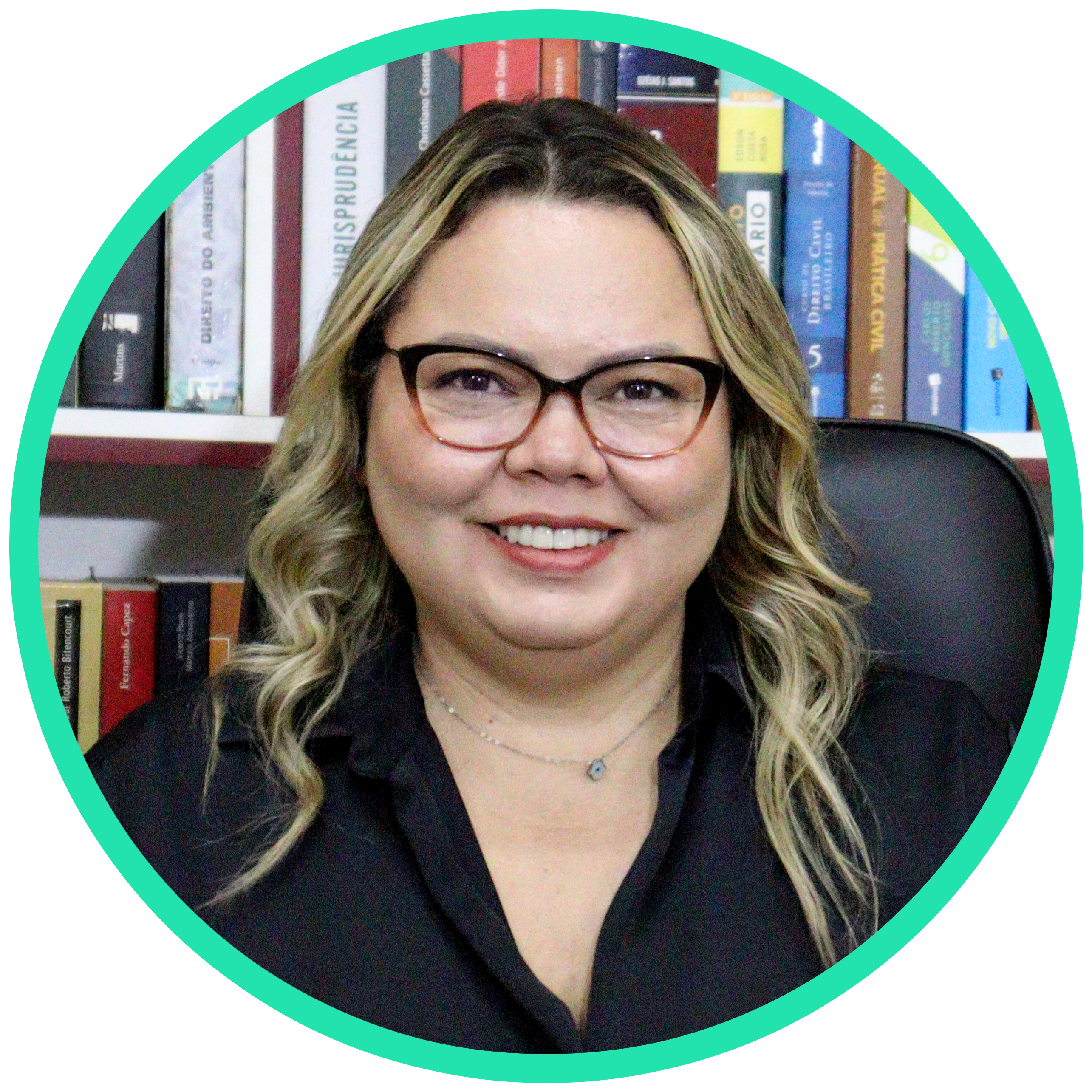 Dra. Lídia Lamarão